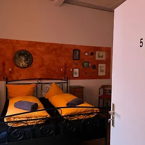 https://pension-jeske-heidelberg.hotelsheidelberg.net