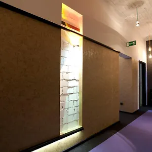 https://hotel-cristall-frankfurt-city.frankfurtammainhotels.com