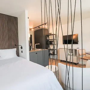 https://hotello-f22.getmunichhotels.com
