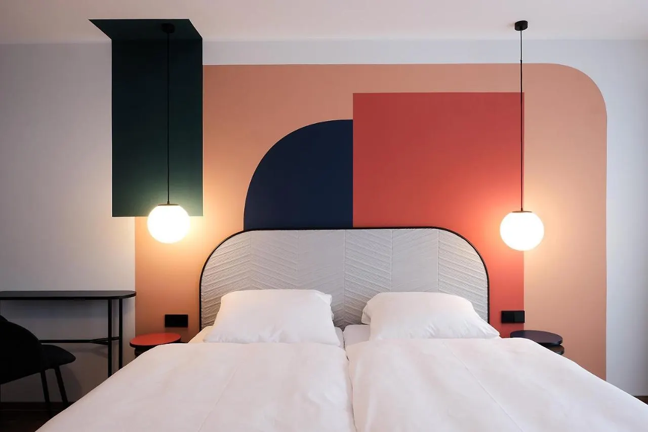 The Dot | 24/7 Checkin Hotel Munich Germany