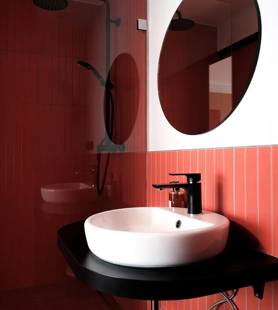 The Dot | 24/7 Checkin Hotel Munich