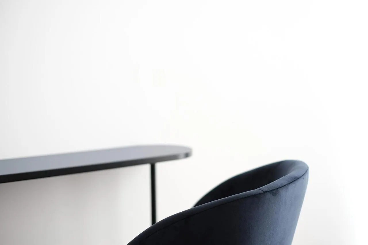 The Dot | 24/7 Checkin Hotel Munich